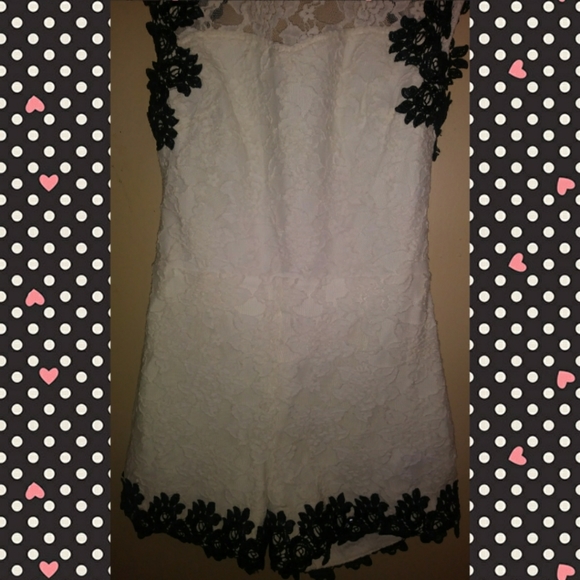 LACE ROMPER - Picture 6 of 8